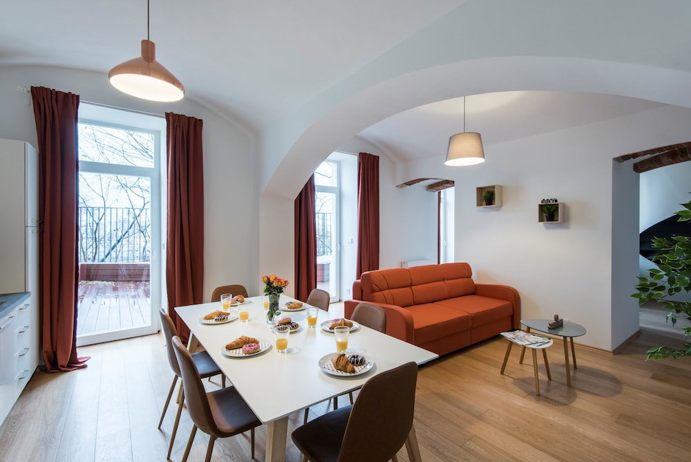 Hotel Rehorova Apartments