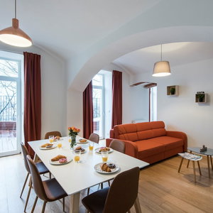 Hotel Rehorova Apartments cazare Karlin