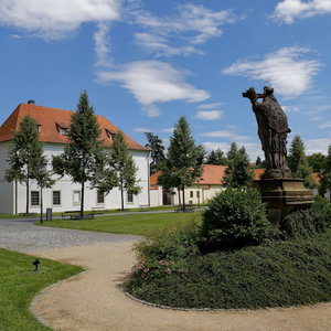 Sejur Hotel Adalbert vacanta Mala Strana