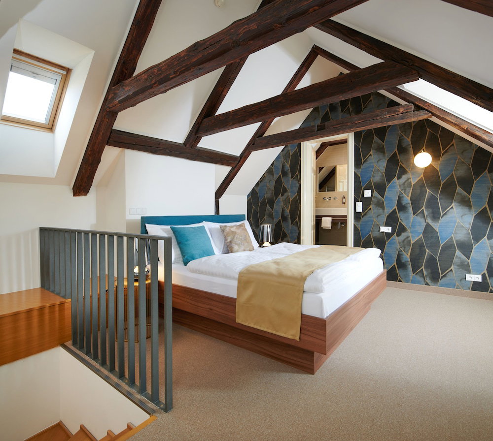 Golden Angel Suites By Adrez Living