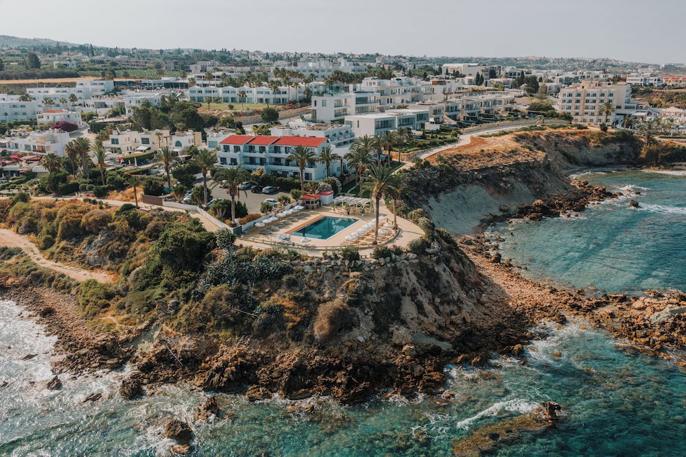 Hotel Vrachia Beach Hotel & Suites - Adults Only
