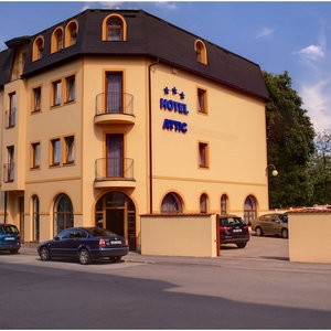 Hotel Hotel Attic cazare Vysehrad