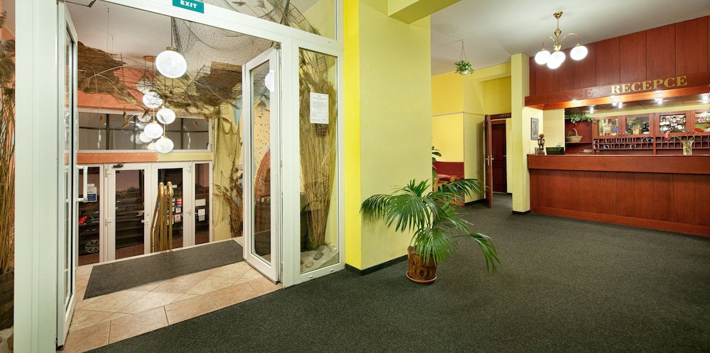 Hotel Henrietta