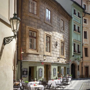 Hotel Black Star Suites cazare Stare Mesto