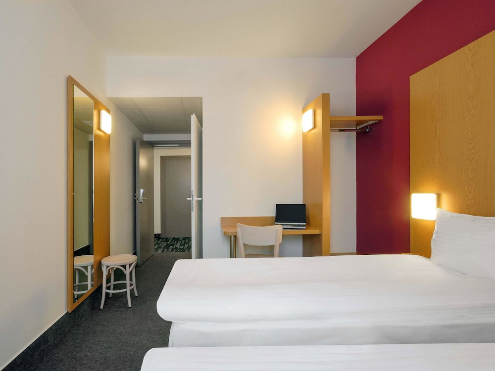 Hotel B&B Hotel Prague-City