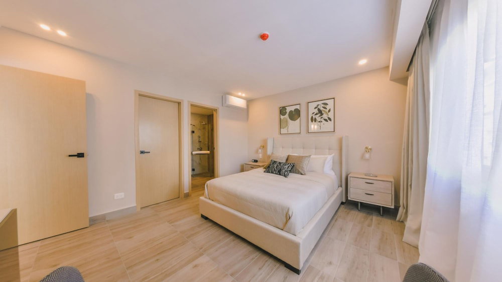 Hotel Regatta Living Ii - 905
