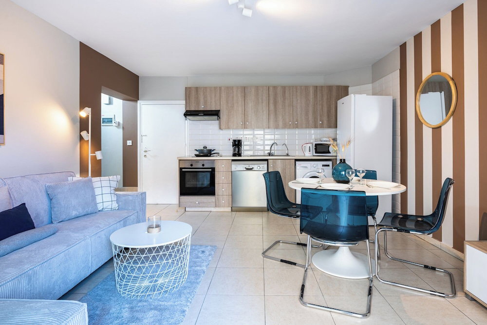 Hotel Gitane 1-Br Apt & Balcony In Larnaca