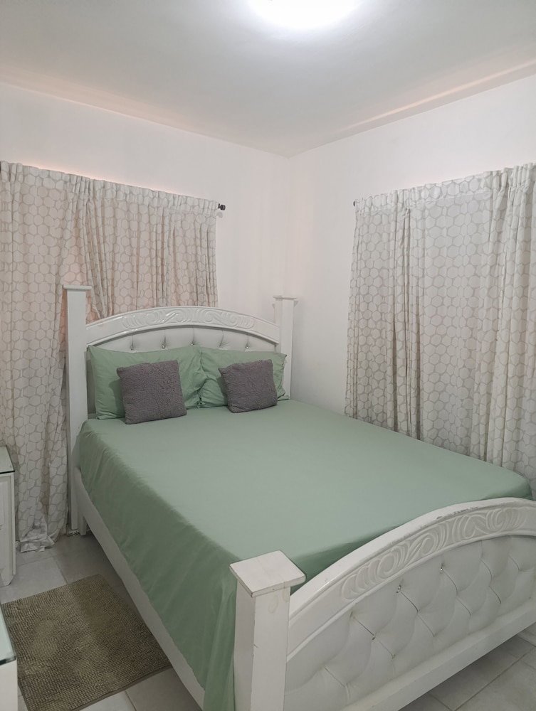 Hotel Comodidad, Seguridad Y Cercano A Todo