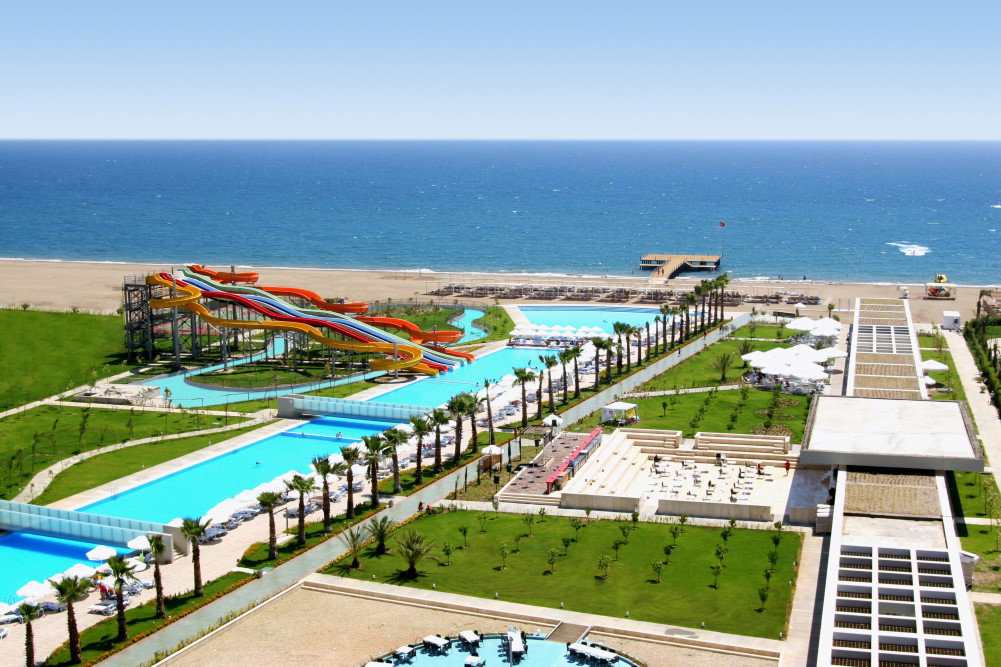 dal travel Crystal Centro (Ex:amara Centro Resort)