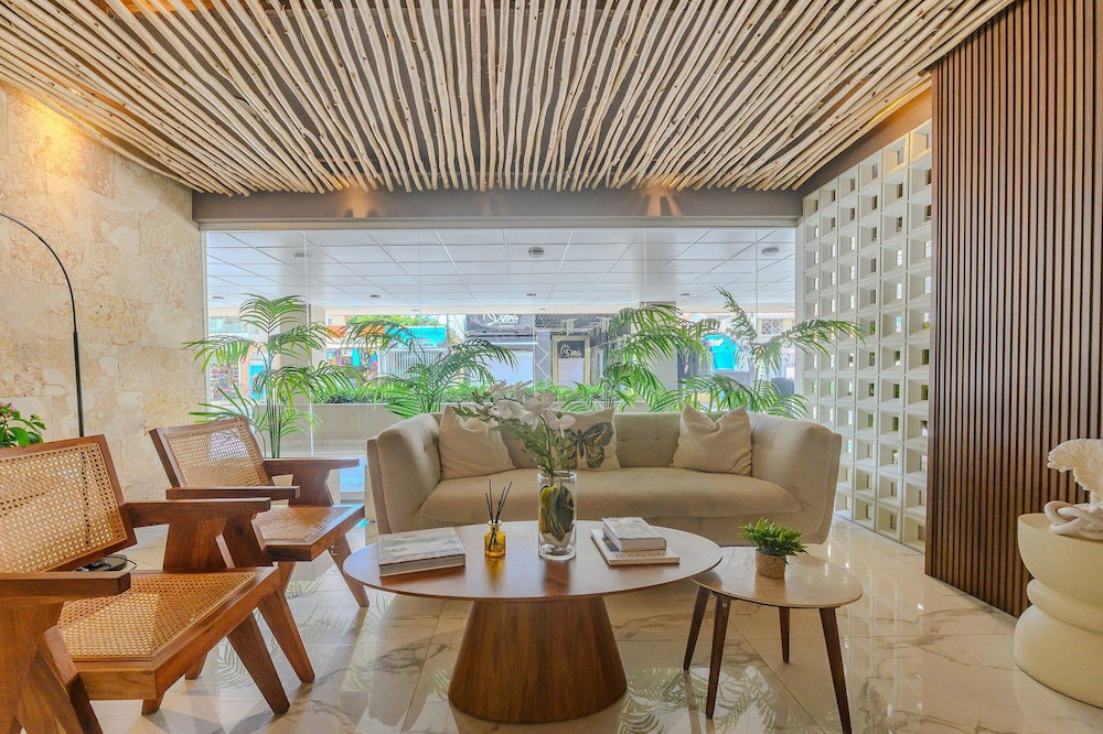Hotel Oasis De Comfort A Pasos Del Mar