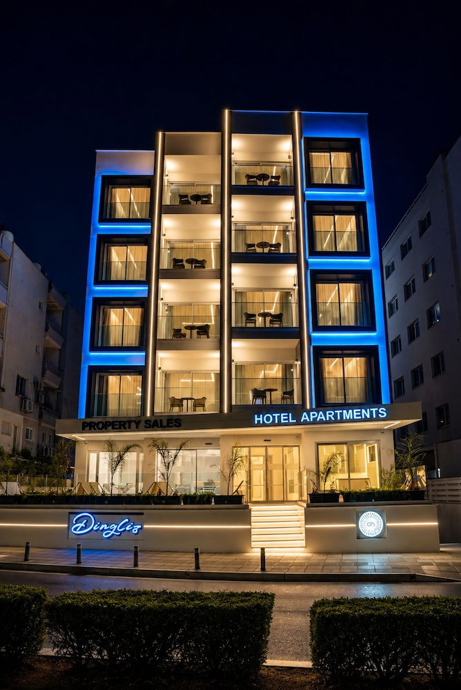 Dinglis Beach Hotel Apartments