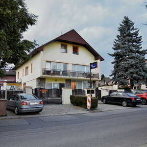 Hotel Vila Bohemia cazare Orech
