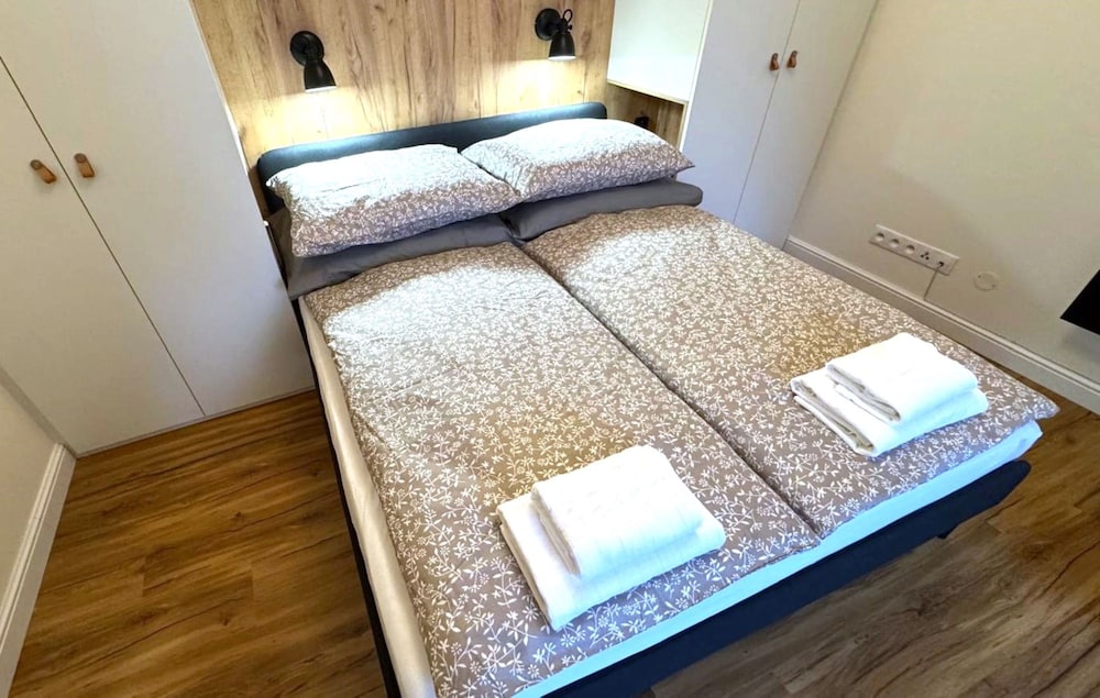 Short Way Apartments Gph