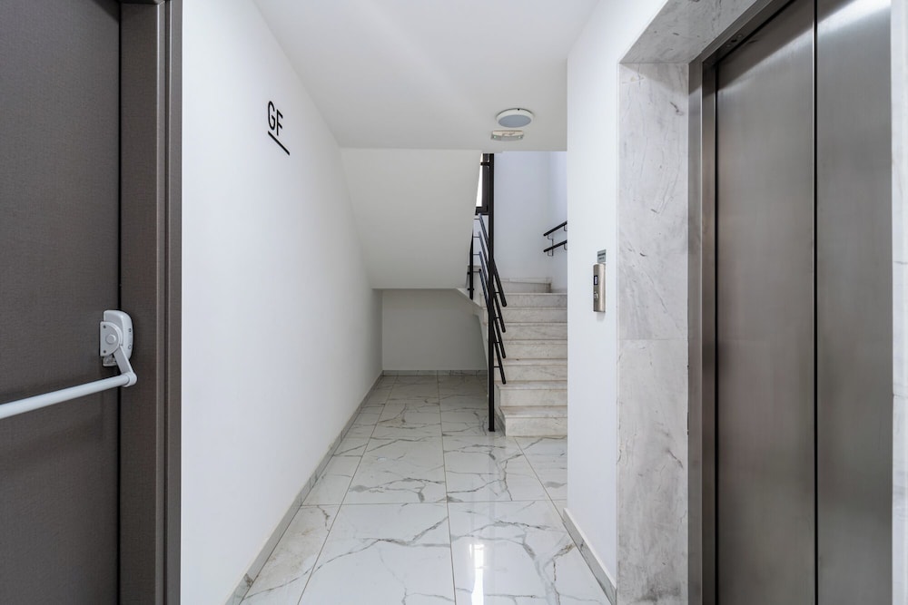 Azoria - Stylish 1-Br Apartment In Kiti