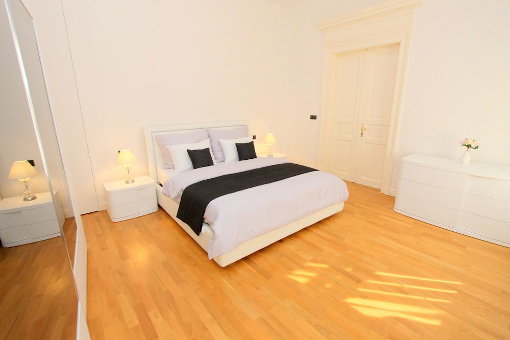 Luxury Apartments Krocínova