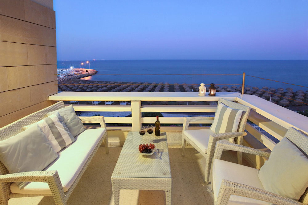 Hotel Mackenzie Beachfront Suite