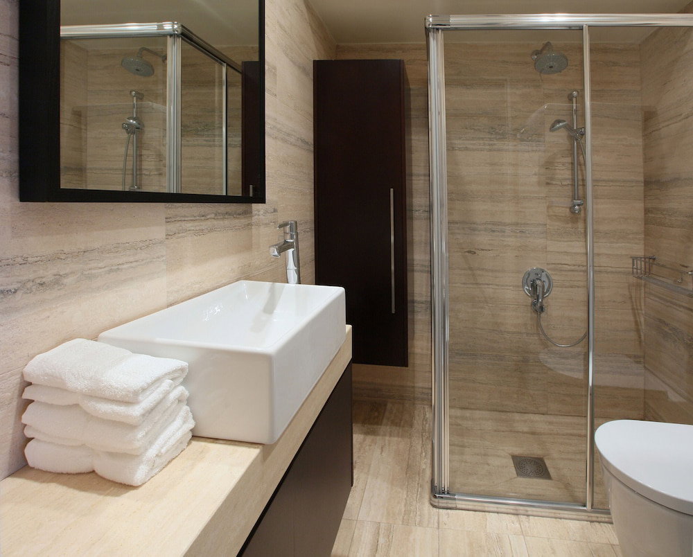 Mackenzie Beachfront Suite