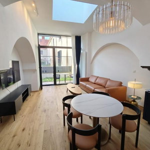 Hotel Free Parking, Nuslesky Pivovar Blue Arch Luxury Apartment With Garden cazare Branik