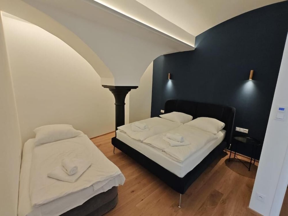 Free Parking, Nuslesky Pivovar Blue Arch Luxury Apartment With Garden