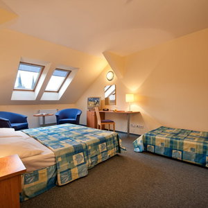 Sejur Ea Hotel Tosca vacanta Karlin