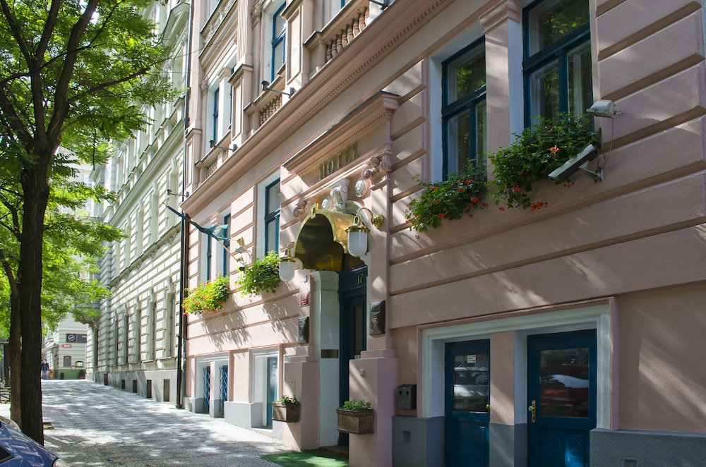Hotel Anna Hotel