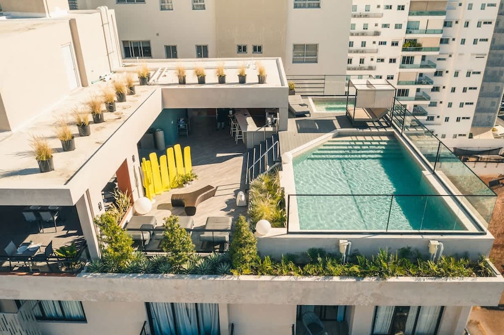 Hotel Flat In Regatta Ii 203