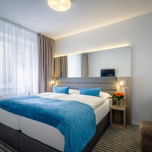 Hotel Hotel White Lion cazare Karlin