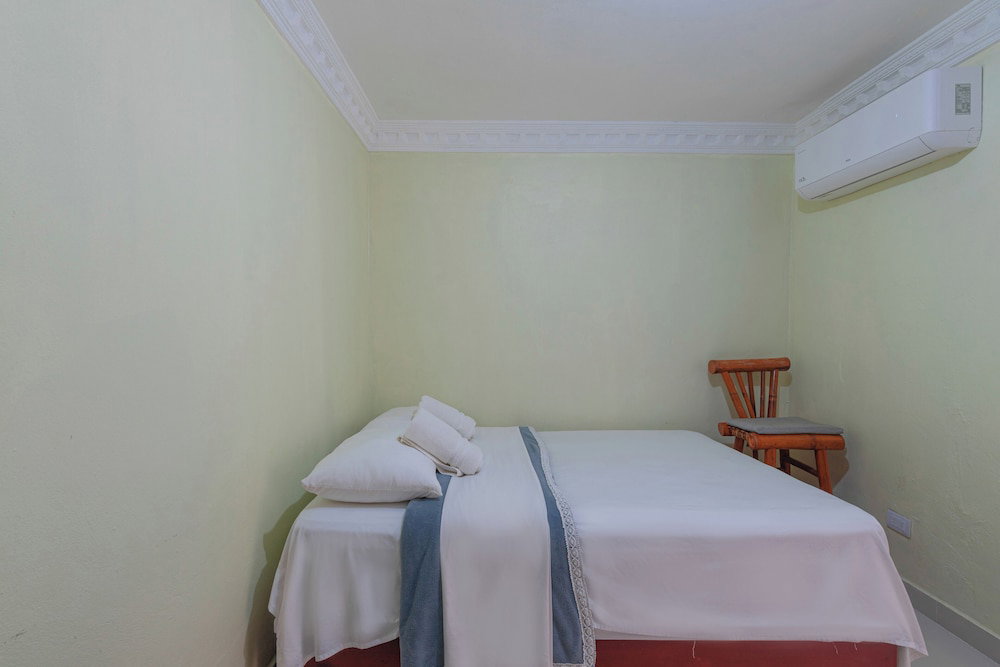 Hotel Sunset Single Room Near Airport Wi-Fi & Parking