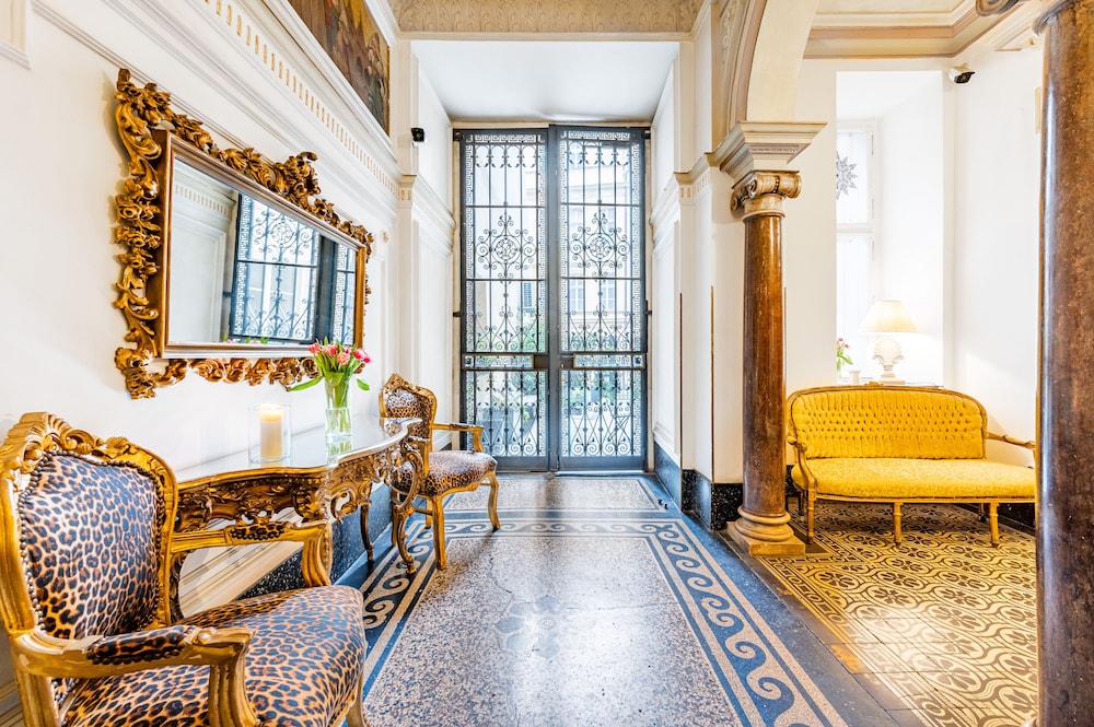 Malostranska Residence