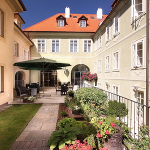 Hotel Appia Hotel Residences cazare Mala Strana