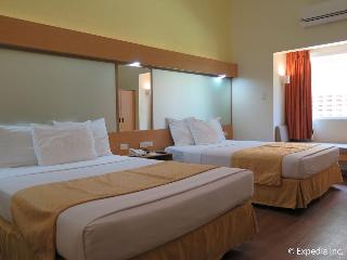 Hotel Microtel By Wyndham Davao