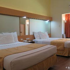 Hotel Microtel By Wyndham Davao cazare Davao