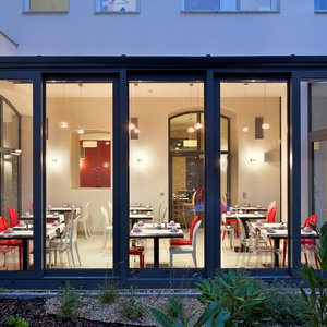 Hotel Red And Blue Design Hotel Prague cazare Vysehrad