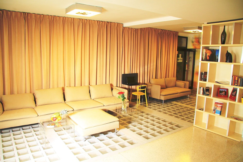 Hotel Akcent Hotel