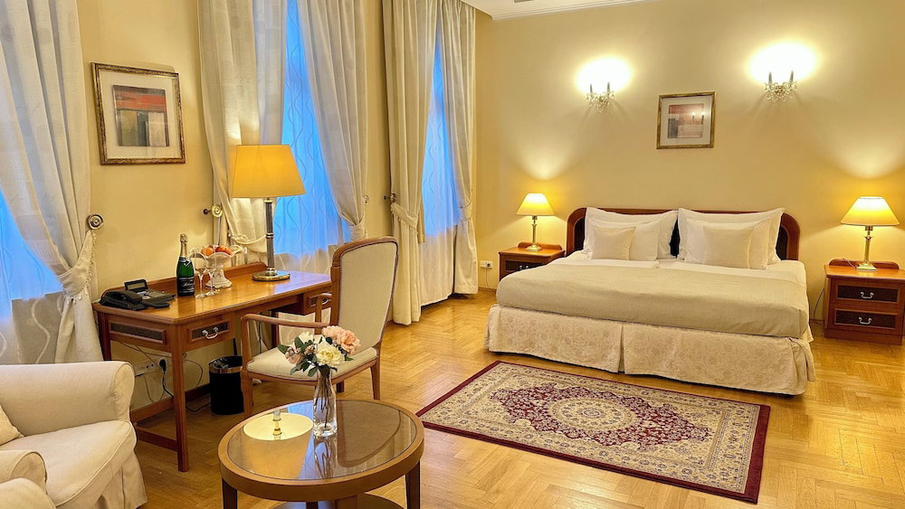 Hotel Fleur De Lis Hotel