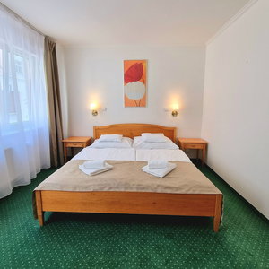 Sejur Hotel Claris vacanta Karlin