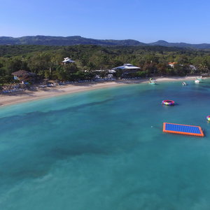 Hotel Paradise Island Beach Resort cazare Villa Isabela