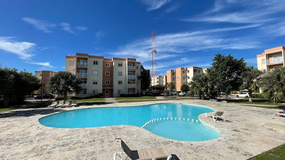 Hotel Charming 2-Bedroom Apartment In Punta Cana With Shared Pool