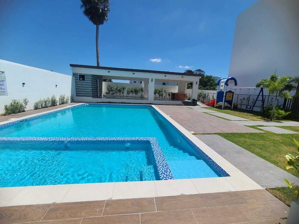 Hotel Amueblado Miralles