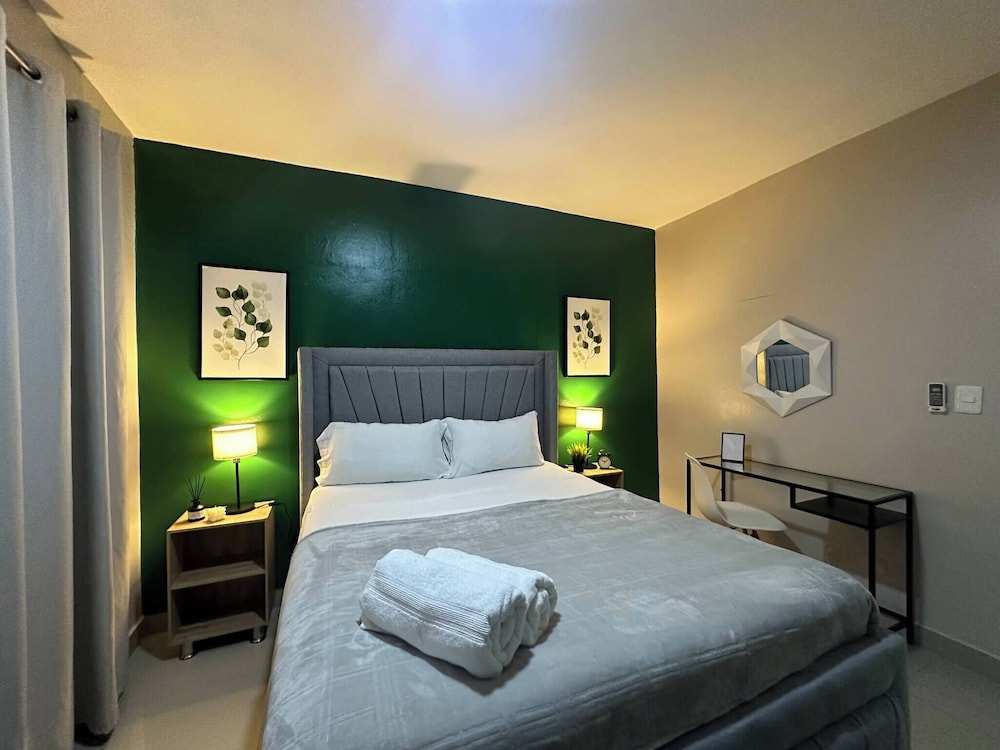 Hotel Sunset Place One Bedroom In Front Of Pucmm