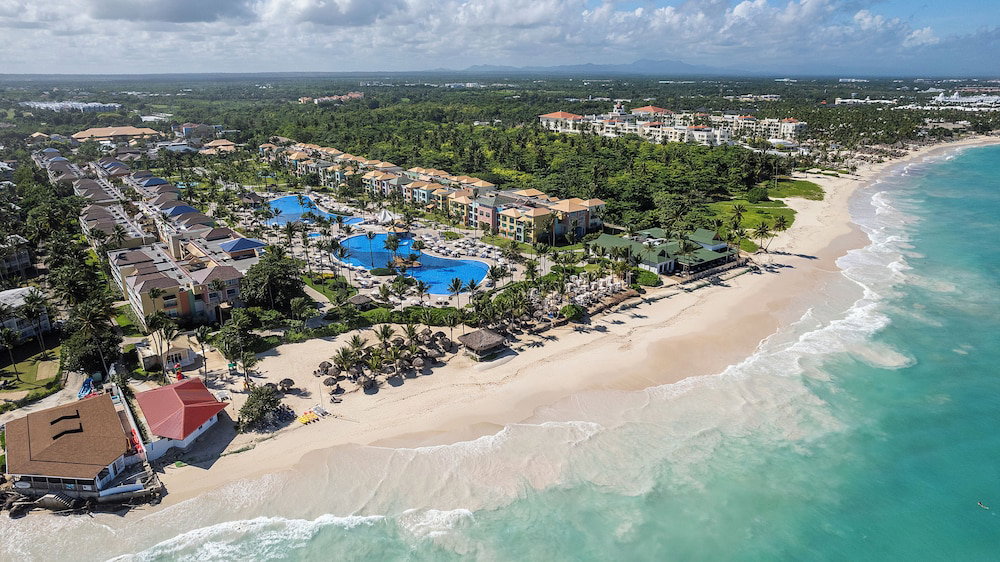 Ocean Blue & Sand Beach Resort - All Inclusive