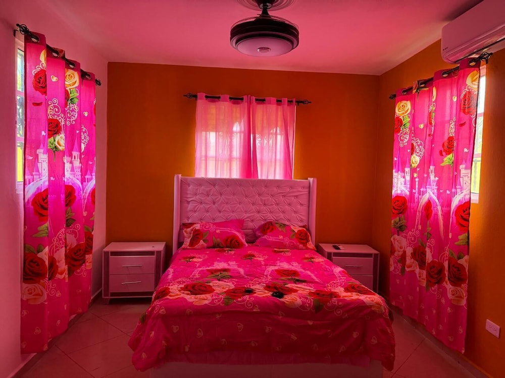 Hotel Estudio Carnavalesco