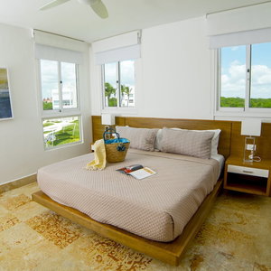 Hotel Playa Nueva Romana cazare Ramon Santana