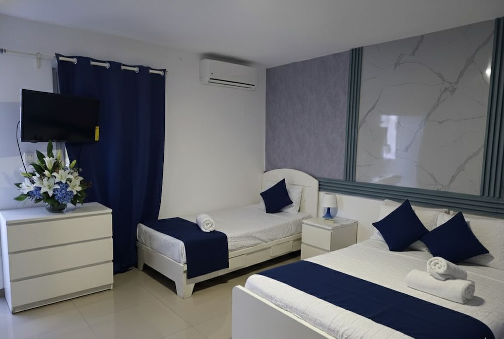 Hotel Sol Caribe Beach