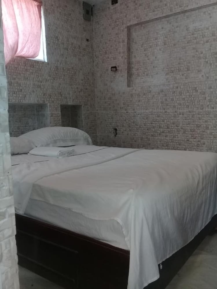 Hotel Villa Julirous Rd 2 Bedrooms Apartment