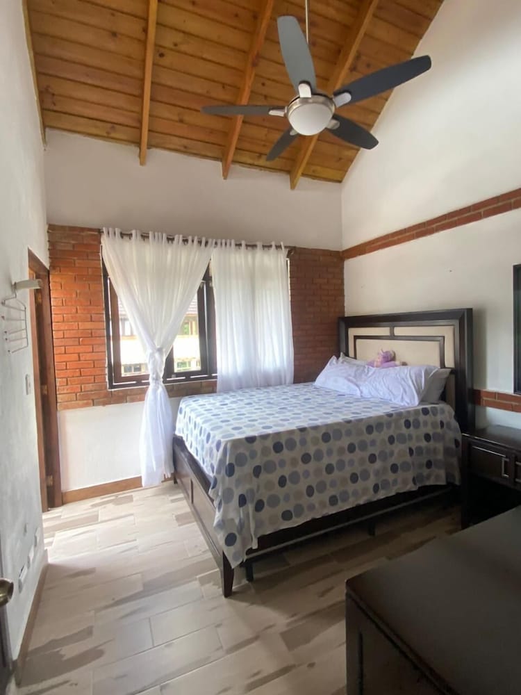 Hotel Villas Mariposas