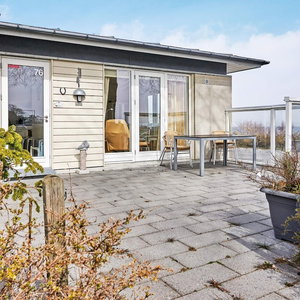 Hotel 4 Star Holiday Home In Allinge cazare Tejn