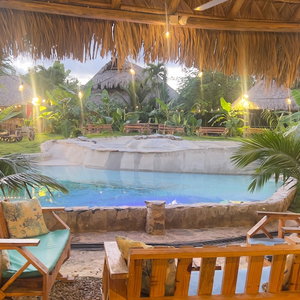 Hotel Chalet Tropical Hotel & Pool Bar Restaurant cazare Samana