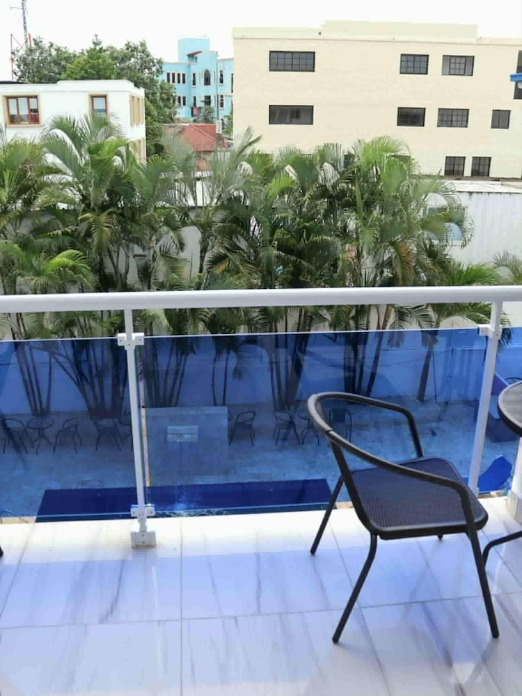 Hotel Condo Face À Épicerie À 3 Minutes De La Plage 302