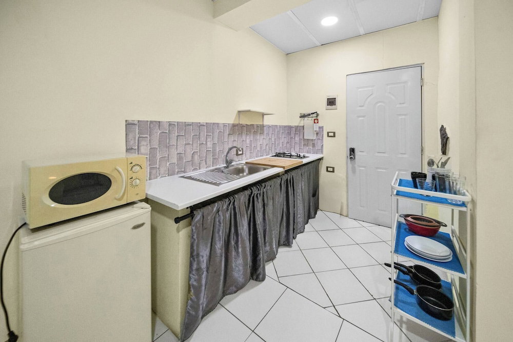 Hotel Cheap Hotel Room In Sosua Center!